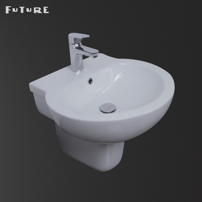 CE Asma Yarı Banyo Ayaklı Lavabo Çevre Dostu Tek Delik