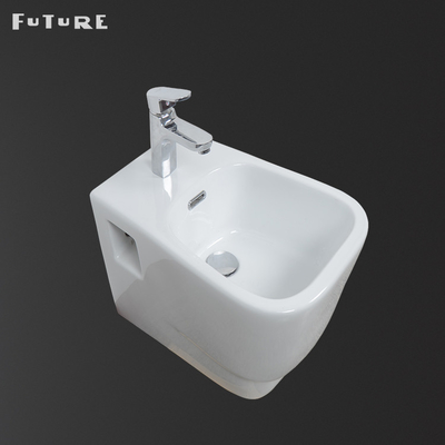 360mm Genişlik Duvara Geri Bide Avrupa Tarzı Banyo Bide