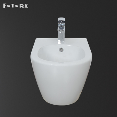 Modern Banyo Bide Çift Gömme 3L / 6L İngiltere Pazarı Korozyon Direnci