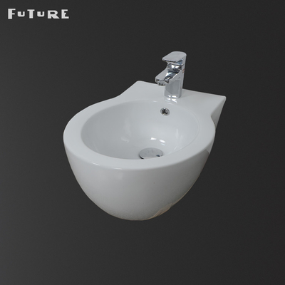 Aşınma Direnci Banyo Bide Duvara Monte H320mm Çevre Dostu