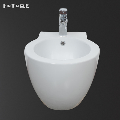 Aşınma Direnci Banyo Bide Duvara Monte H320mm Çevre Dostu