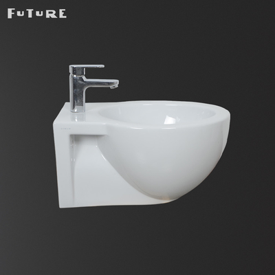 Yerçekimi Flushing Duvara Bide